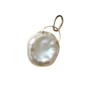 Pearl pendant